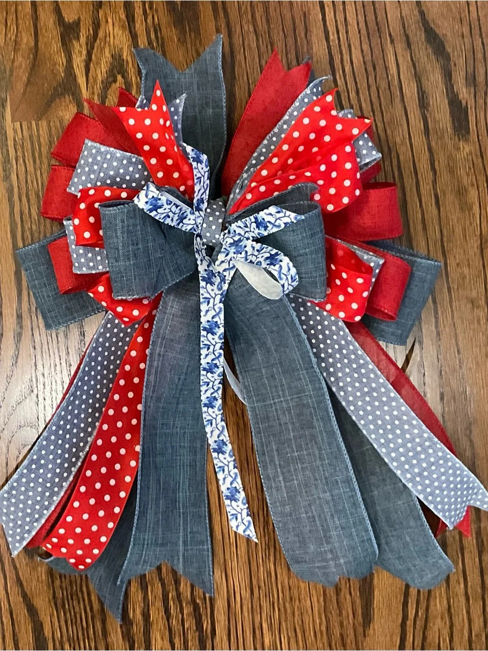 Patriotic Red and Gray Ribbon Wreath Bow - Unbranded